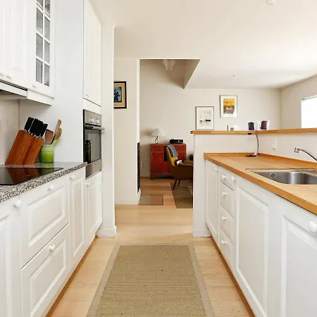 Three-bedroom Holiday In 6 別荘
