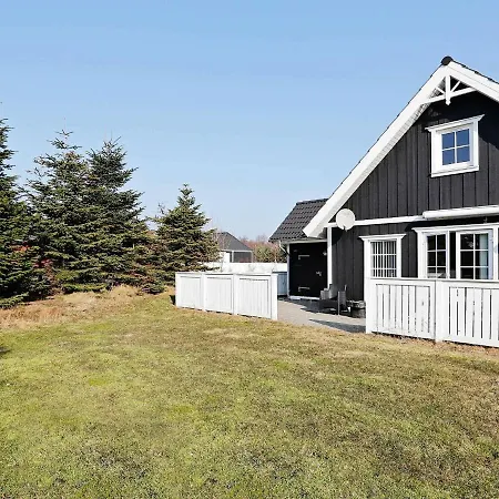 Three-bedroom Holiday In 6 Сasa de vacaciones *