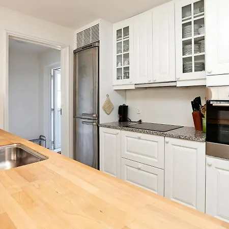 Сasa de vacaciones Three-bedroom Holiday In 6